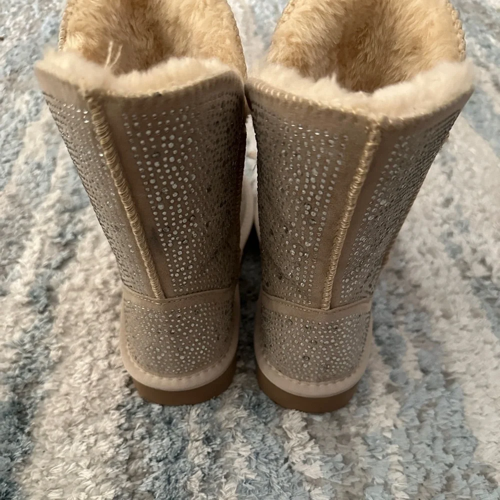 INC Adrief cream beige sparkle rhinestone boots size 7